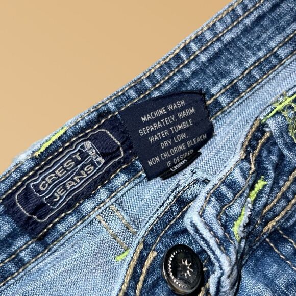 Vintage Crest Embroidered Bleached Blue Jeans Size 15/16 34x27 #228 - Picture 5 of 10